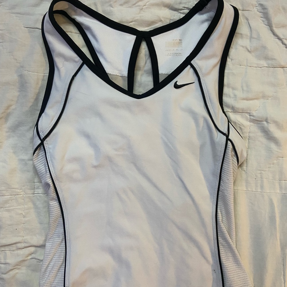 Nike workout top